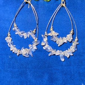 Earrings with clear stones